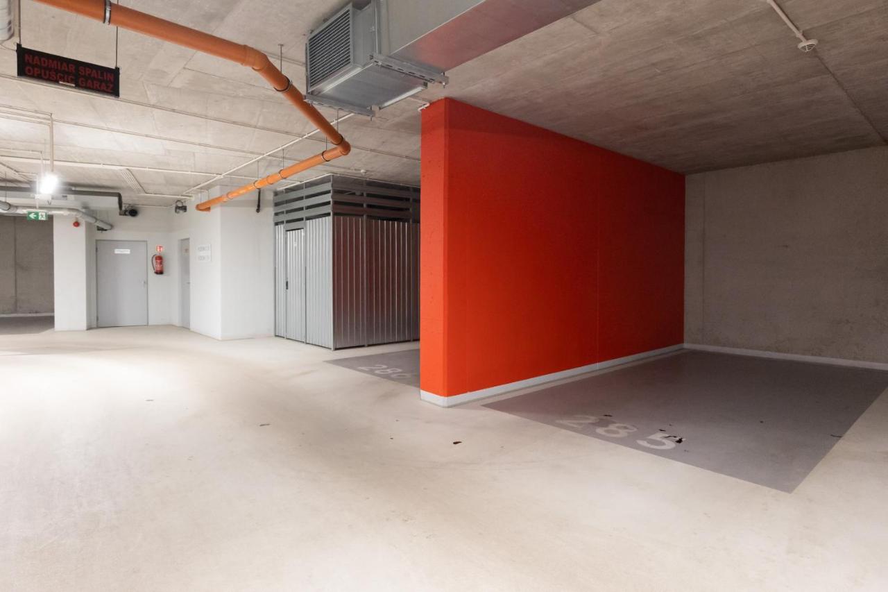 Cozy Apartments With Parking In The 19Th District By Noclegi Renters Varsóvia Exterior foto